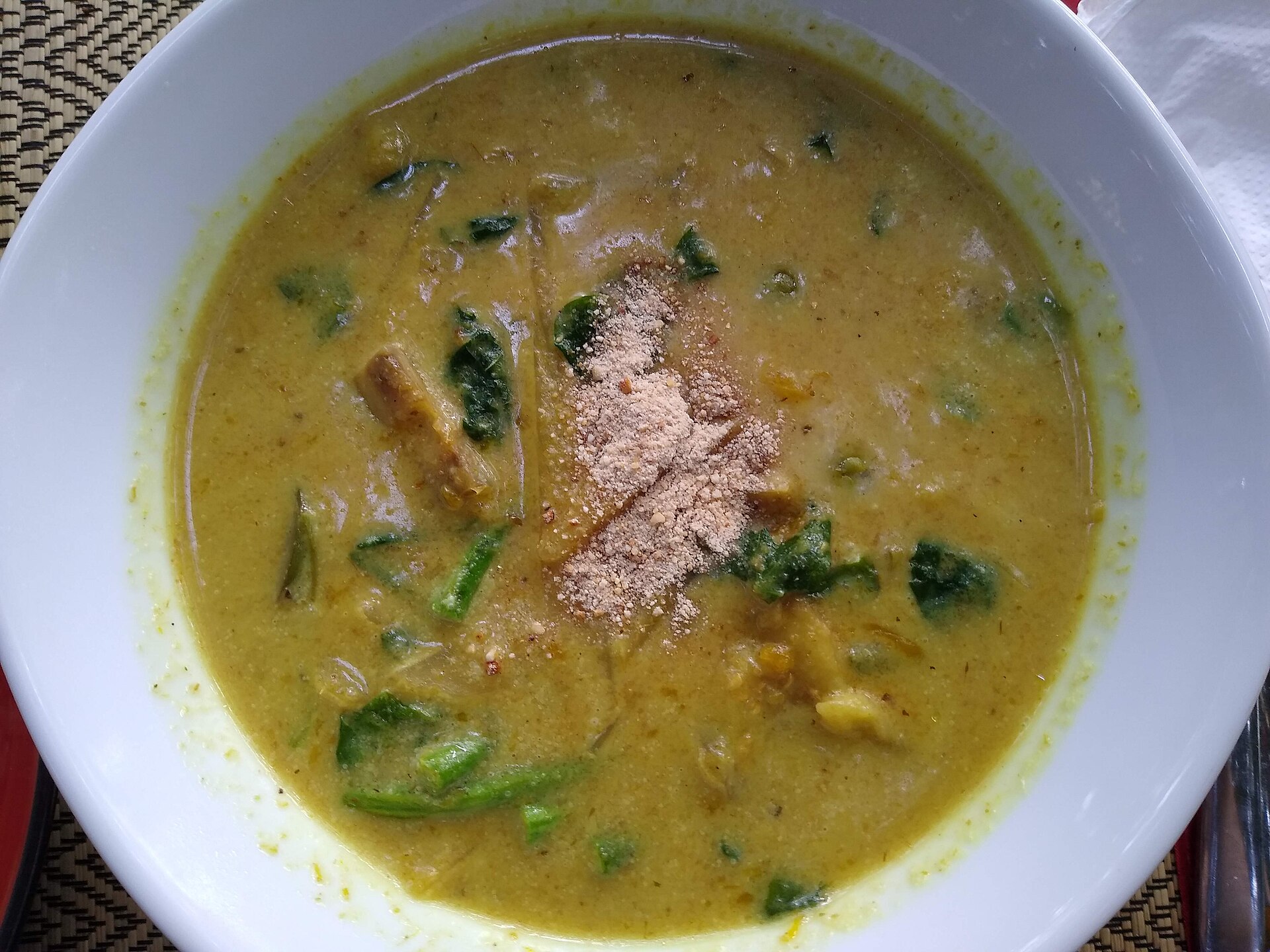 Samlor Korko — សម្លកកូរ