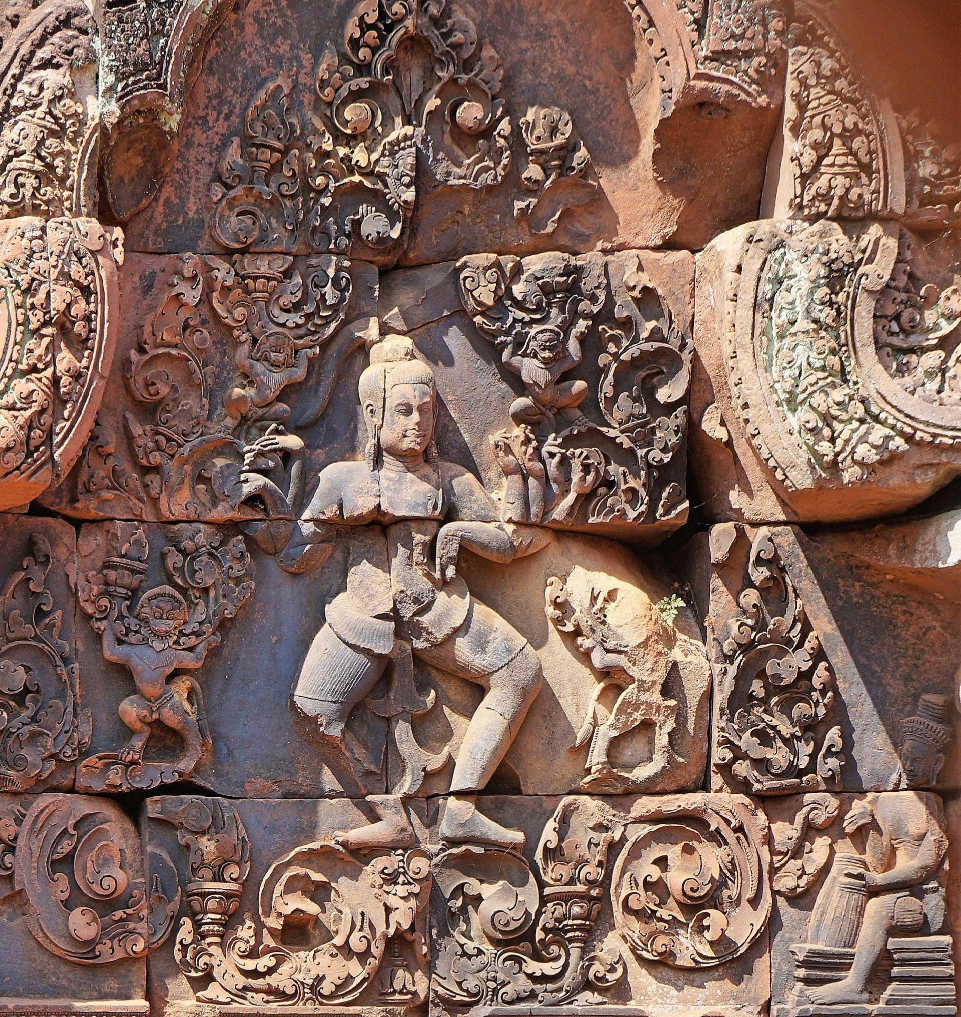Banteay Srei (បន្ទាយស្រី), Cambodia